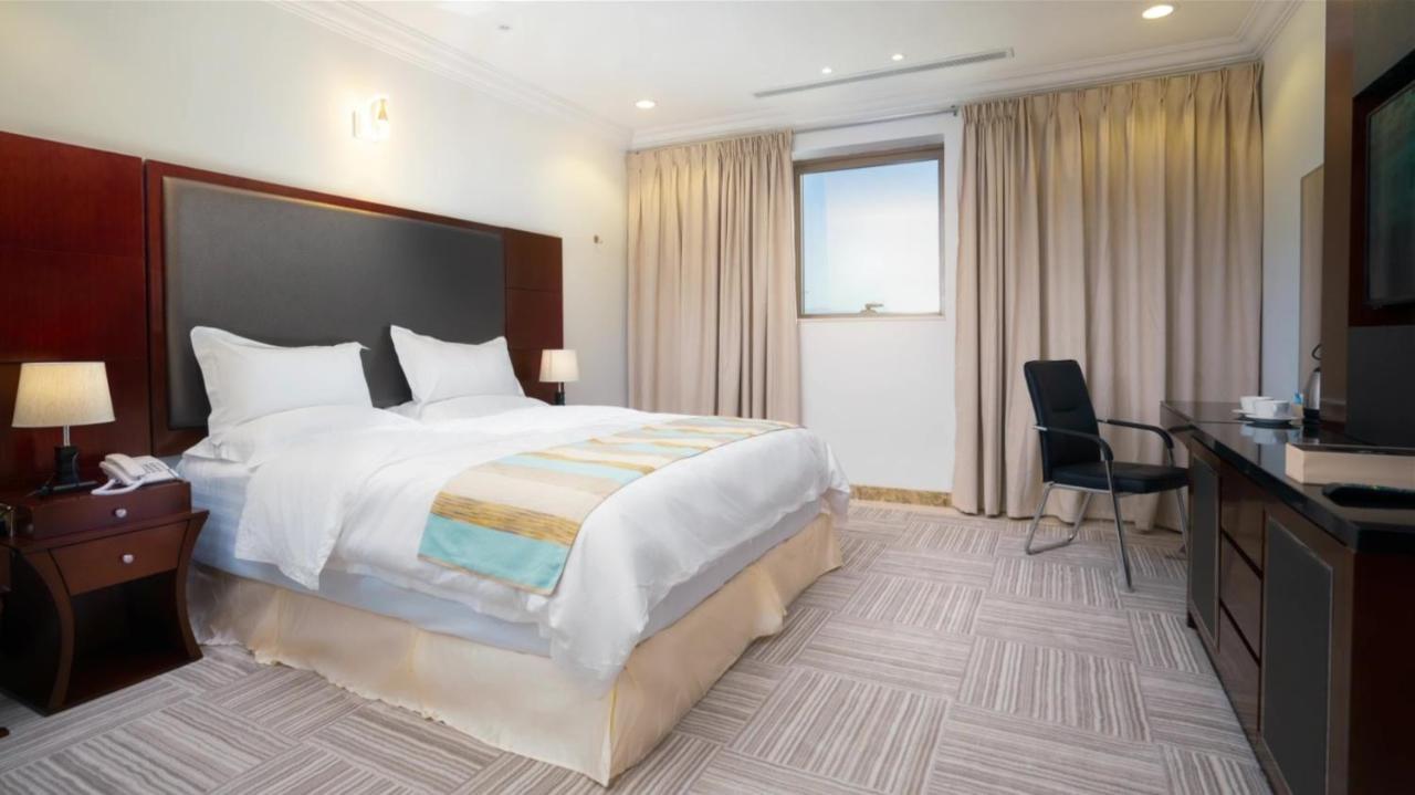 Al Wadaq Hotel Ta'if Esterno foto