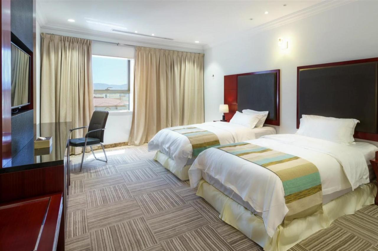 Al Wadaq Hotel Ta'if Esterno foto