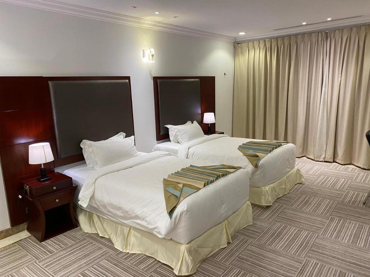 Al Wadaq Hotel Ta'if Esterno foto