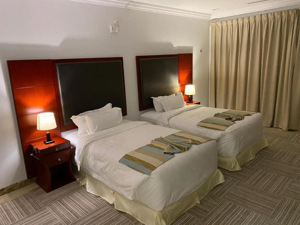 Al Wadaq Hotel Ta'if Esterno foto