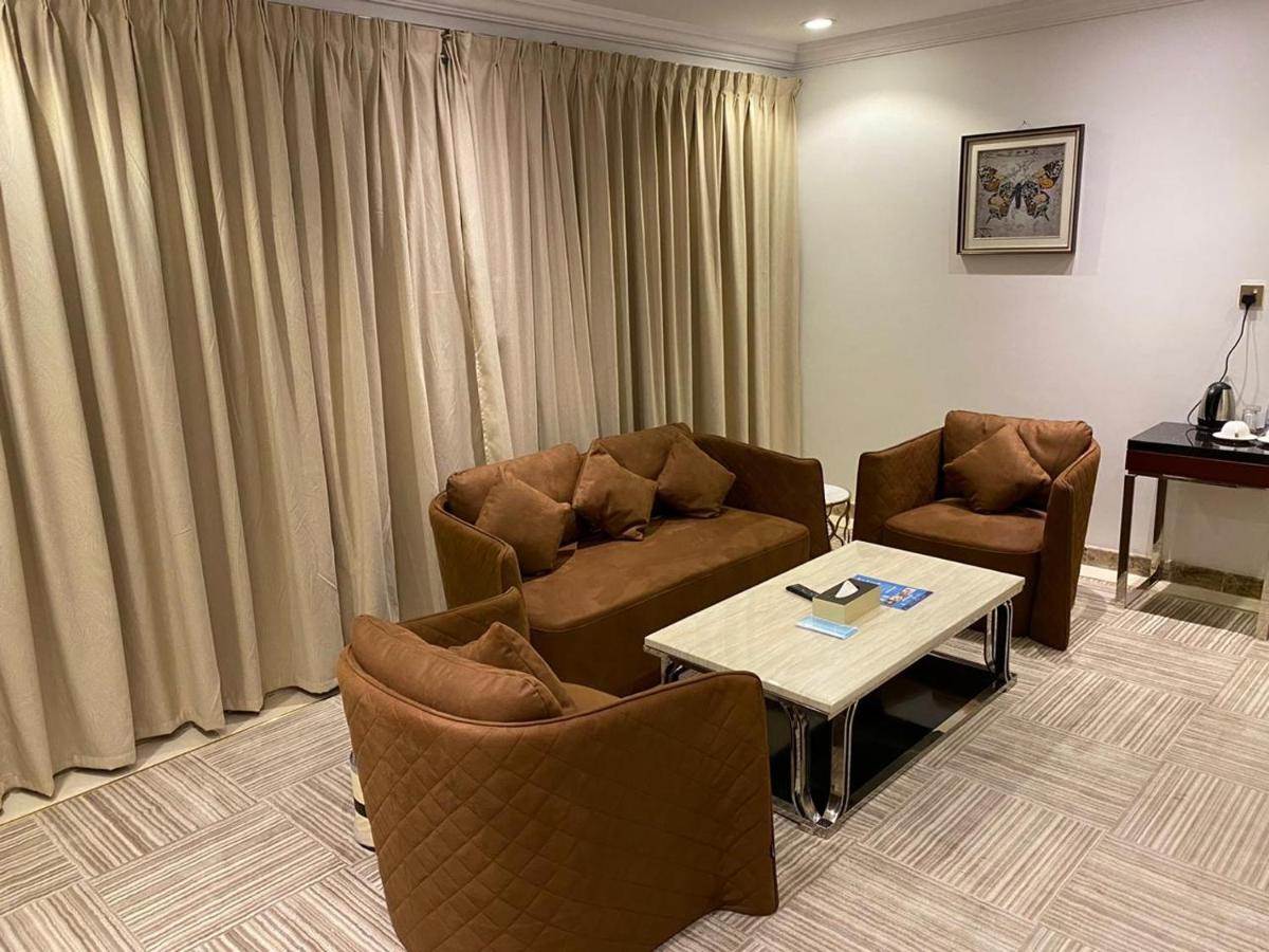 Al Wadaq Hotel Ta'if Esterno foto